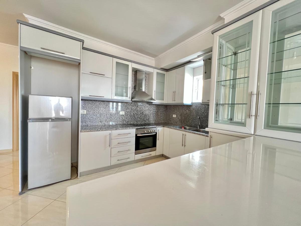 Ermis Apartament Apartment ซารานเดอ ภายนอก รูปภาพ